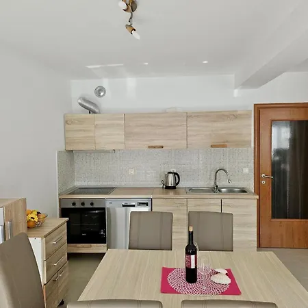 2423 Apartmán *